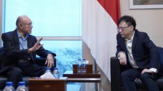 Wali Nanggroe Aceh Malik Mahmud Al Haythar, melakukan pertemuan dengan Konjen Singapura untuk Medan, Dr. Edmund Chia, pada Jum'at, 20 Juni 2025, di Kota Medan. (Foto: For Infoaceh.net)