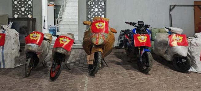 Bea Cukai Lhokseumawe menggerebek sebuah gudang yang diduga digunakan untuk menimbun barang impor ilegal dalam operasi penindakan di Dusun A, Gampong Paloh Punti, Kecamatan Muara Satu, Kota Lhokseumawe. (Foto: Ist)