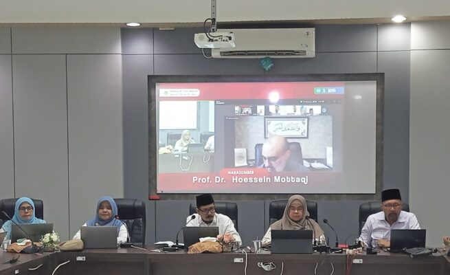 Cendekiawan asal Iran, Prof Dr Hossein Mottaqi saat menjadi narasumber Webinar Kajian Studi Islam Seri Ke-4 yang digelar Prodi S3 Studi Islam UIN Ar-Raniry, Senin (23/6).