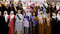 Bunda PAUD Aceh, Marlina Usman mengukuhkan Bunda PAUD dan Ketua Forikan Banda Aceh masa bakti 2025–2030 di aula Mawardy Nurdin, Balai Kota Banda Aceh, Selasa pagi, (24/6)
