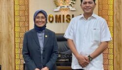 Bupati Aceh Selatan Mirwan MS melakukan pertemuan dengan Ketua Komisi X DPR RI, Hetifah Sjaifudian, di Kompleks Parlemen, Jakarta, Selasa (24/6). (Foto: Ist)