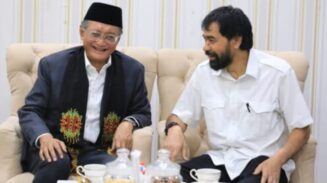 Gubernur Aceh Muzakir Manaf bertemu dengan Menteri Pekerjaan Umum (PU) Dody Hanggodo di Pendopo Wali Kota Banda Aceh, Rabu (25/6/2025).