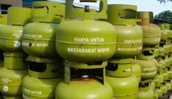 Banyaknya keluhan masyarakat di Aceh Besar sulit mendapat LPG 3 Kg, diduga karena permainan pangkalan nakal dalam pendistribusiannya. (Foto: Ist)