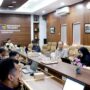 Kakanwil DJPb Aceh, Safuadi, memimpin rapat ALCo Regional Aceh Kamis (26/6/2025) untuk membahas kinerja APBN 2025 hingga 31 Mei 2025. (Foto: Ist)