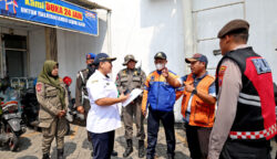 Wali Kota Surabaya Ultimatum Usaha Tak Sediakan Jukir Resmi: