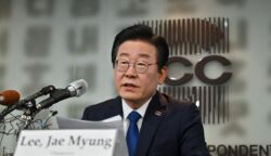 Cerita Lee Nyaris Gagal Jadi Presiden Korsel usai Sempat Ditikam Hater