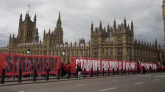 Ribuan Warga London Buat Garis Merah Solidaritas Bela Palestina