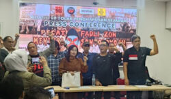 Aktivis 98 Bikin Puisi Desak Fadli Zon Mundur: Menteri Sontoloyo!
