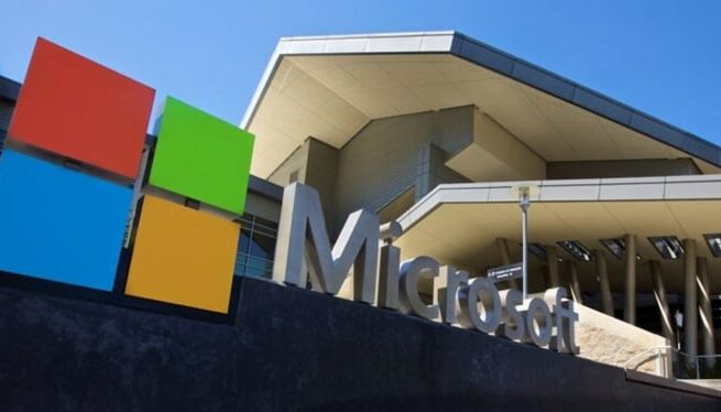 Raksasa teknologi Microsoft kembali melakukan pemutusan hubungan kerja (PHK) massal terhadap sekitar 9.000 karyawan