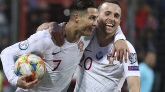 Cristiano Ronaldo, tidak hadir dalam prosesi pemakaman tragis rekannya Diogo Jota dan sang saudara André Silva, yang digelar Sabtu (5/7/2025) di Gondomar, Portugal.