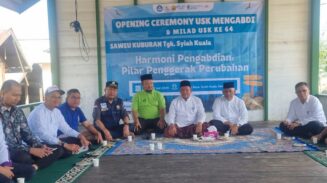 Kegiatan “USK Mengabdi” yang digagas BEM USK dipusatkan di Makam Syiah Kuala, Gampong Deah Raya, Kecamatan Syiah Kuala, Banda Aceh, Jum'at (18/7/2025) dalam rangka Milad ke-64 USK. (Foto: Ist)