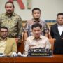 Ketua Komisi III DPR RI Habiburokhman saat konferensi pers terkait KUHAP yang digelar di Ruang Komisi Gedung Nusantara II, Senayan, Senin (14/7/2025)