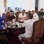 Wali Nanggroe Aceh Malik Mahmud Al Haytar menerima kunjungan jajaran PT PEMA pada Rabu, 2 Juli 2025, di Meuligoe Wali Nanggroe. (Foto: For Infoaceh.net)