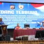 Wakapolda Aceh Brigjen Pol Ari Wahyu Widodo memimpin sidang terbuka kelulusan 169 calon taruna Akademi Kepolisian (Akpol), Bintara dan Tamtama tahun 2025, di aula Presisi Polda Aceh, Rabu, 2 Juli 2025. (Foto: Ist)