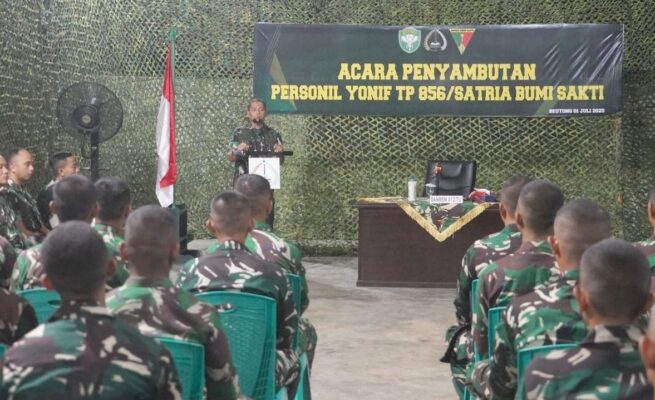 Sebanyak 237 personel Batalyon Infanteri Teritorial Pembangunan (Yonif TP) 856/Satria Bumi Sakti tiba di Marshalling Area Kompi Exiting Yonif 116/GS, wilayah Korem 012/TU, Selasa malam (1/7). (Foto: Korem 012/TU)