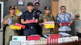 Bea Cukai Meulaboh bersama Satpol PP Kota Subulussalam telah melaksanakan operasi gabungan dalam rangka pemberantasan rokok ilegal, pada Kamis, 3 Juli 2025. (Foto: Ist)