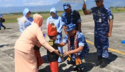 Pangkoopsud I Marsda TNI Muzafar melaksanakan kunjungan kerja ke Lanud SIM Blang Bintang, Aceh Besar, Jum'at (4/7/2025). (Foto: Ist)