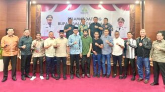 Gubernur Aceh Muzakir Manaf mengajak seluruh kepala daerah di Aceh kompak memperjuangkan perpanjangan Dana Otsus dan pelaksanaan menyeluruh UUPA. (Foto: Ist)