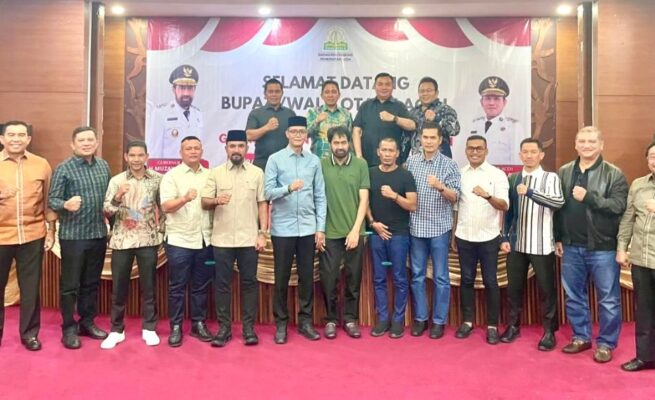 Gubernur Aceh Muzakir Manaf mengajak seluruh kepala daerah di Aceh kompak memperjuangkan perpanjangan Dana Otsus dan pelaksanaan menyeluruh UUPA. (Foto: Ist)