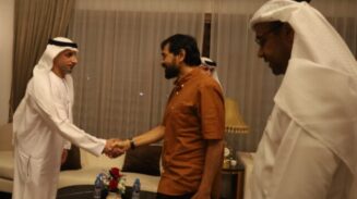 Gubernur Aceh Muzakir Manaf atau Mualem bertemu dengan sejumlah Duta Besar dari Timur Tengah di Jakarta, Sabtu malam, 5 Juli 2025. (Foto: Dok. Humas BPPA)