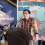 Ketua DPRK Banda Aceh, Irwansyah ST menutup pelatihan Karang Taruna Gampong Punge Blang Cut, Kecamatan Jaya Baru, Banda Aceh, Ahad sore (6/7) di Pantai Cermin Ulee Lheue. (Foto: Ist)