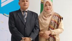Muhammad Rizal akhirnya resmi dilantik sebagai pejabat definitif Kepala Satpol PP dan WH Kota Banda Aceh oleh Wali Kota Illiza Sa’aduddin Djamal, Selasa (8/7). (Foto: Ist)