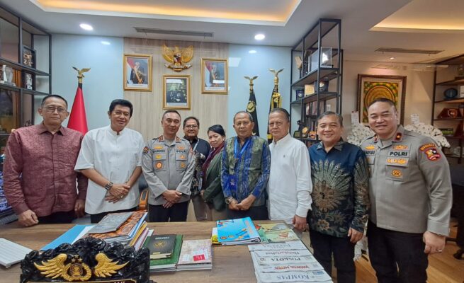Kadiv Humas Polri Irjen Pol Shandi Nugroho menerima kunjungan jajaran Panitia Pengarah (SC) dan Panitia Pelaksana (OC) Kongres Persatuan PWI (Foto: Dok. PWI)
