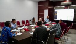 Keuchik dan Reje dari berbagai kabupaten/kota di Aceh mengikuti penilaian aktualisasi Peacemaker Justice Award (PJA) 2025 tingkat provinsi yang digelar di Ruang Corpu Kanwil Kemenkumham Aceh, Kamis (17/7).
