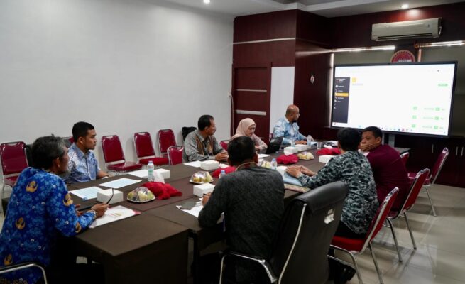 Keuchik dan Reje dari berbagai kabupaten/kota di Aceh mengikuti penilaian aktualisasi Peacemaker Justice Award (PJA) 2025 tingkat provinsi yang digelar di Ruang Corpu Kanwil Kemenkumham Aceh, Kamis (17/7).