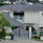 rumah mewah yang diduga milik mantan Kepala Dinas PUPR Sumatra Utara, Topan Obaja Putra Ginting (TOPG).